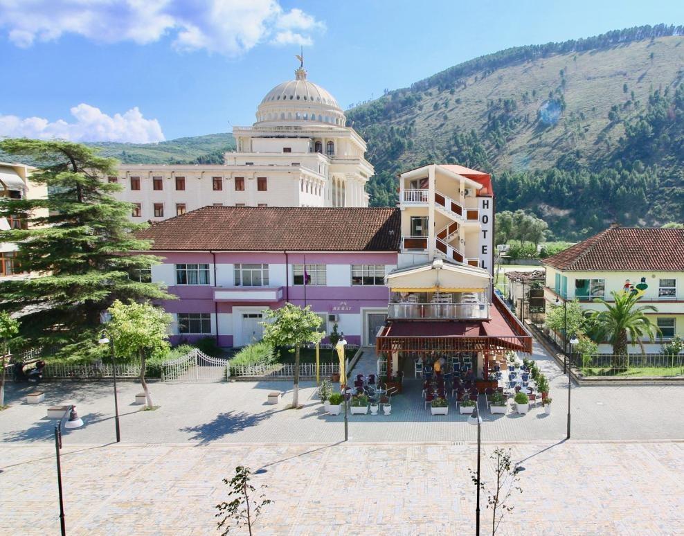 Hotel Orestiada Berat Exterior photo